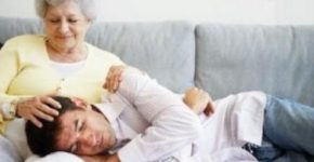 Зачем жена, если можно жить с мамой?