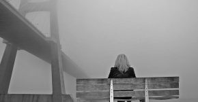 Оставайся одна — это лучше, чем быть в «почти отношениях»