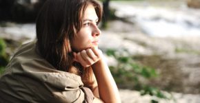 Некоторым людям суждено быть временными в нашей жизни, и это нормально