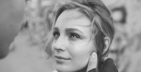 Хватить тратить время. Просто скажи, что любишь ее