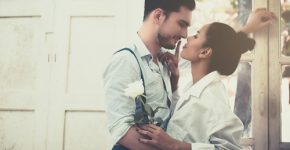 2 волшебных слова, которые заставят мужчин мгновенно открыться вам