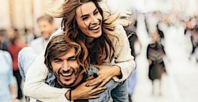 Самая идеальная совместимость для знака Зодиака Лев.